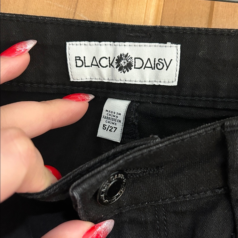 💙 Black Daisy Flared Hem Jeans - Picture 2 of 3